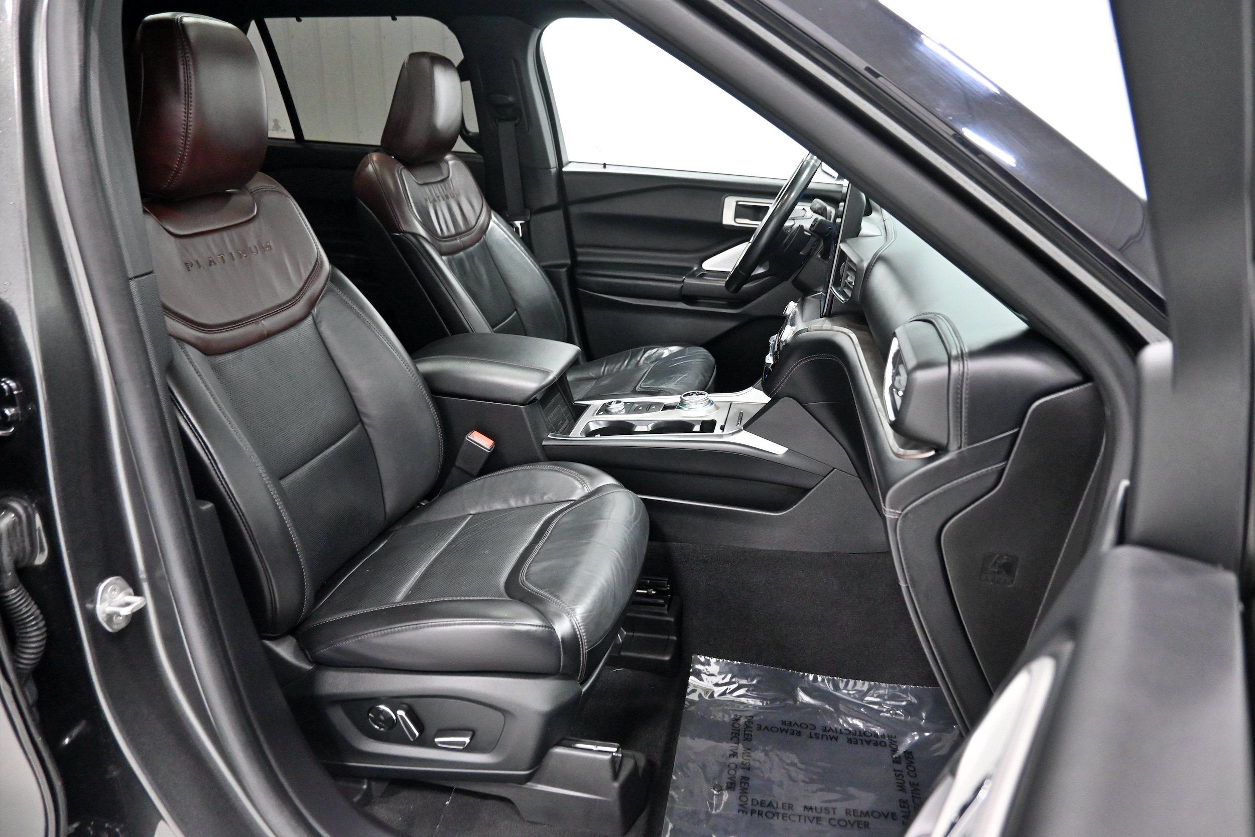 Used 2020 Ford Explorer Platinum w/ Premium Technology Package AWD/4WD image 28