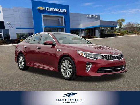 Used 2018 Kia Optima S w/ Panoramic Sunroof Package image 1