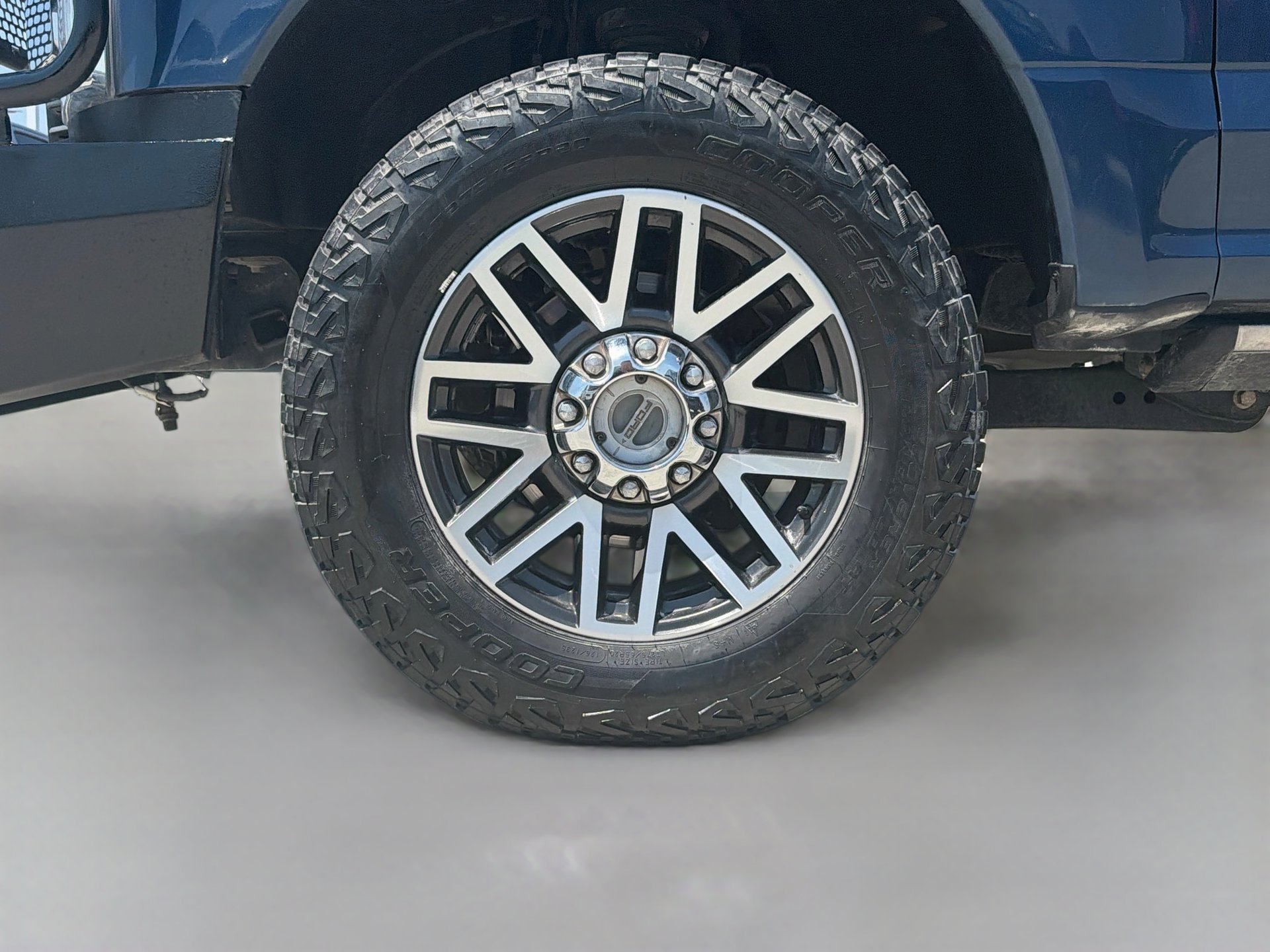 Used 2019 Ford F250 Lariat w/ Lariat Ultimate Package AWD/4WD image 35