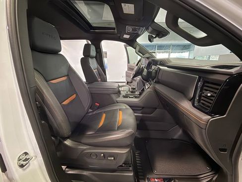 Certified 2025 GMC Sierra 1500 AT4 w/ AT4 Premium Package image 14