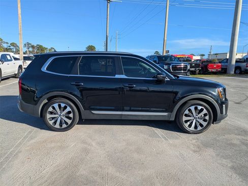 Used 2020 Kia Telluride S w/ S 8 Passenger Seating Package image 2
