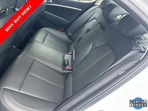 Used 2025 Genesis G70 2.5T AWD/4WD image 18