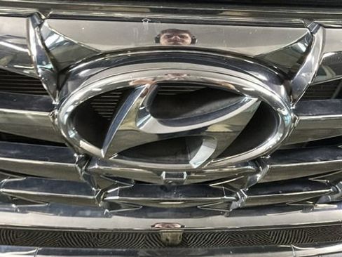 Certified 2023 Hyundai Tucson Limited FWD image 8