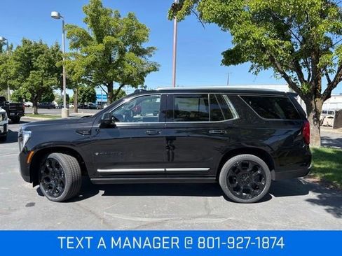 New 2026 GMC Yukon Denali w/ Denali Reserve Package AWD/4WD image 3