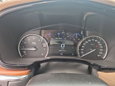 Used 2017 Cadillac XT5 Platinum AWD/4WD image 14