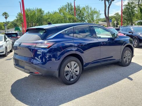 Certified 2025 Nissan Murano SL w/ Cargo Package AWD/4WD image 2