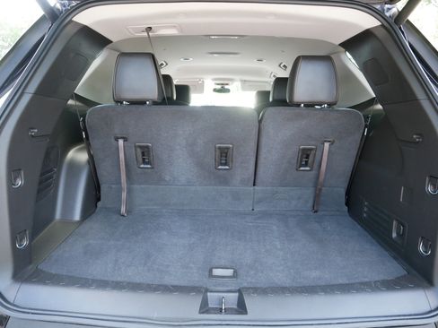 Used 2019 Chevrolet Traverse LT w/ LPO, Blackout Package AWD/4WD image 18