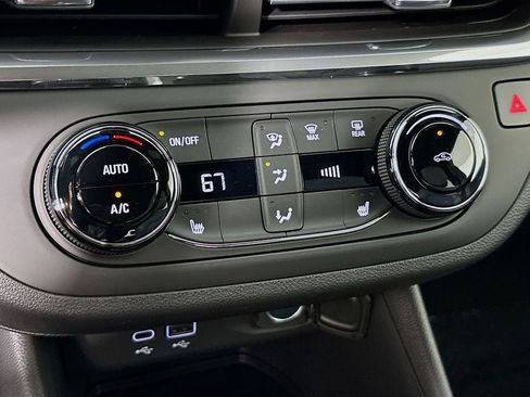 New 2026 Buick Envista Sport Touring w/ Convenience I Package FWD image 16