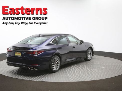 Used 2019 Lexus ES 350 Ultra Luxury image 44