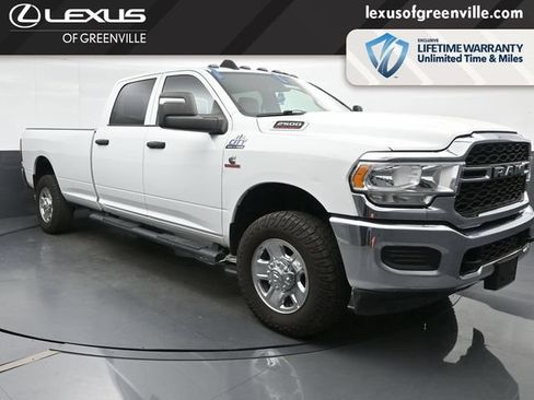 Used 2023 RAM 2500 Tradesman w/ Chrome Appearance Group AWD/4WD image 2