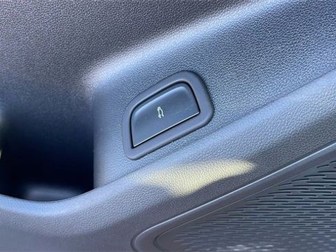 New 2026 Chevrolet Traverse LT w/ LPO, Floor Liner Package image 27