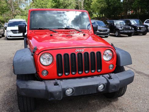 Used 2015 Jeep Wrangler Sport w/ Quick Order Package 24S AWD/4WD image 2