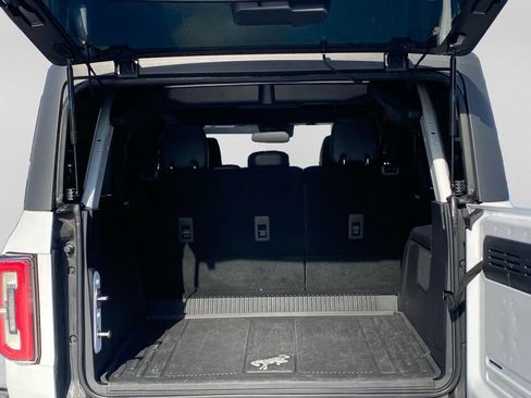 Used 2023 Ford Bronco Wildtrak AWD/4WD image 26