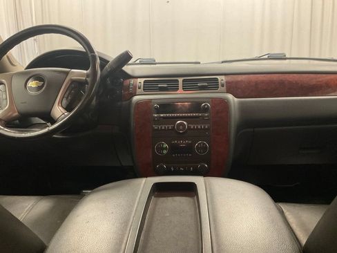 Used 2014 Chevrolet Tahoe LT AWD/4WD image 31