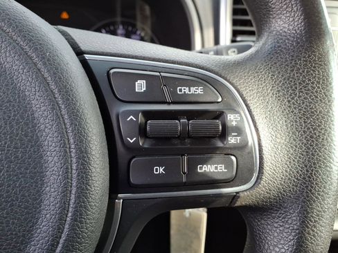 Used 2019 Kia Sportage LX image 19