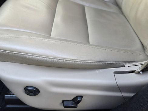 Used 2022 Dodge Durango GT image 9