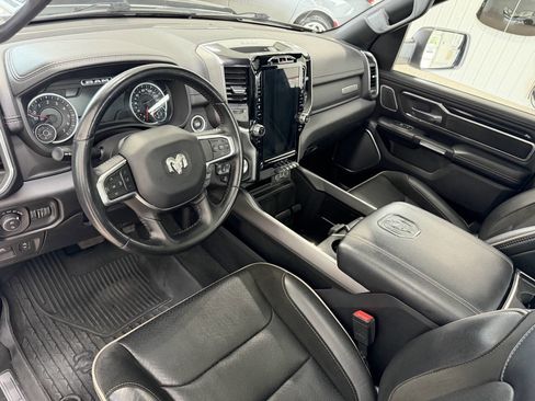 Used 2022 RAM 1500 Laramie AWD/4WD image 8