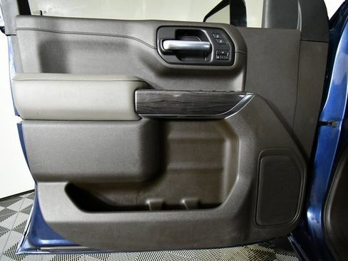 Used 2020 Chevrolet Silverado 2500 LTZ w/ LTZ Plus Package image 22