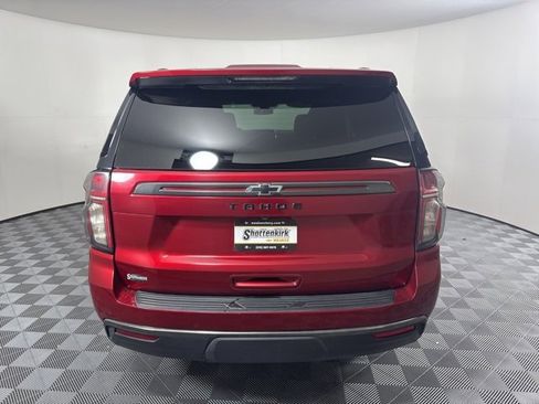 Used 2022 Chevrolet Tahoe Z71 w/ Luxury Package image 3