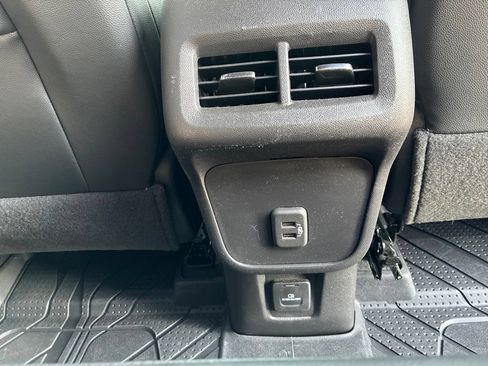 Used 2024 Chevrolet Equinox RS w/ RS Leather Package AWD/4WD image 41