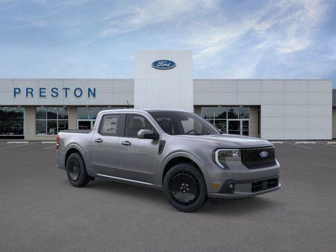 New 2026 Ford Maverick Lobo image 7