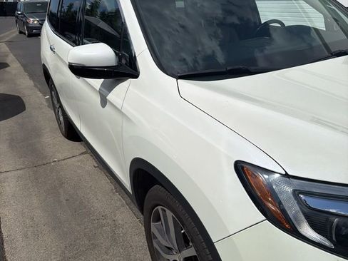 Used 2016 Honda Pilot Elite image 3
