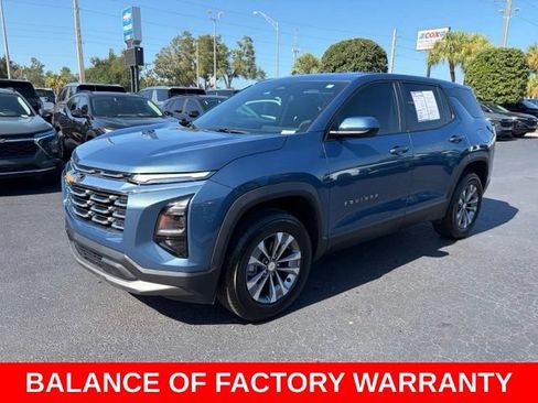 Used 2026 Chevrolet Equinox LT w/ Convenience Package II FWD image 3