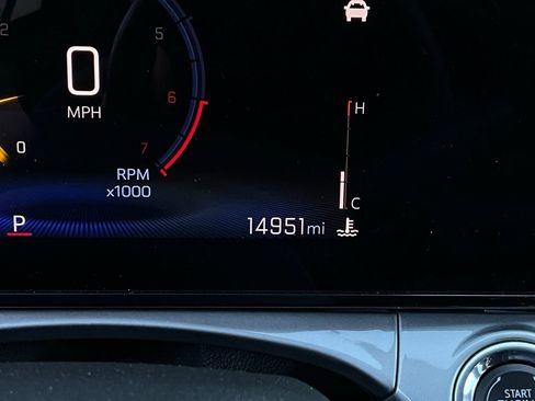 Used 2025 Chevrolet Trax LT image 37