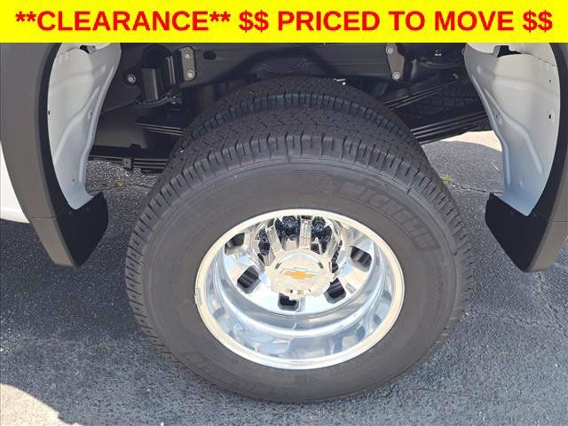 New 2026 Chevrolet Silverado 3500 W/T AWD/4WD image 31