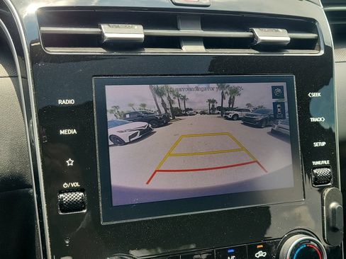 Used 2023 Hyundai Santa Cruz SEL w/ Activity Package FWD image 15