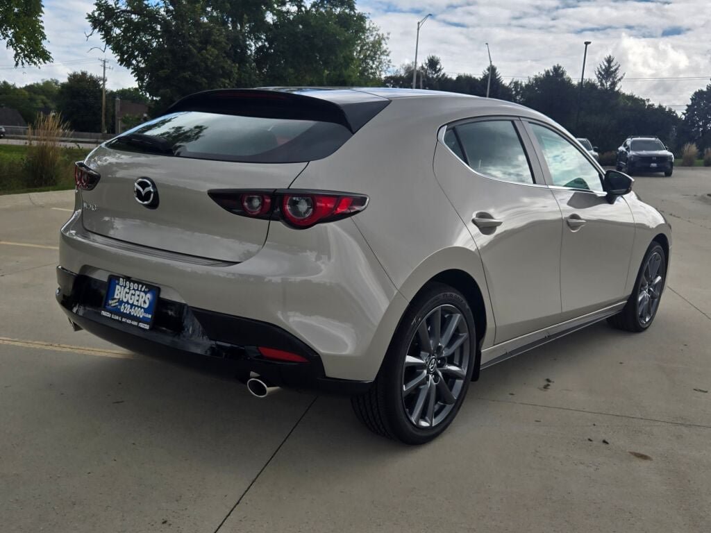 New 2026 MAZDA MAZDA3 s FWD image 11