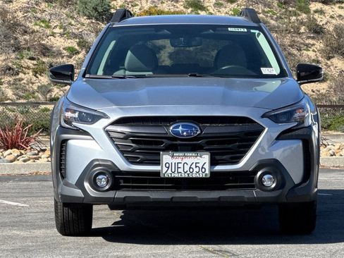 Certified 2025 Subaru Outback Premium w/ Popular Package #1A image 9