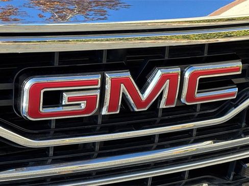 Used 2025 GMC Sierra 1500 SLT image 43