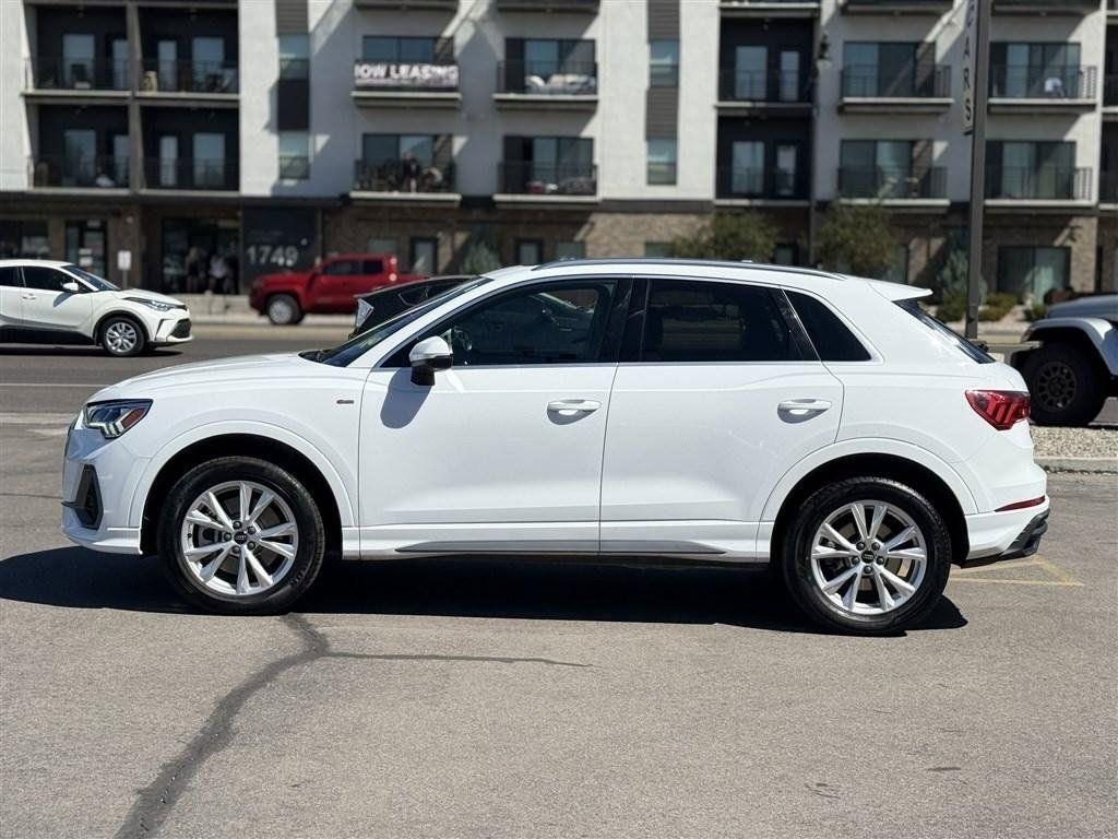 Used 2025 Audi Q3 2.0T Premium AWD/4WD image 4