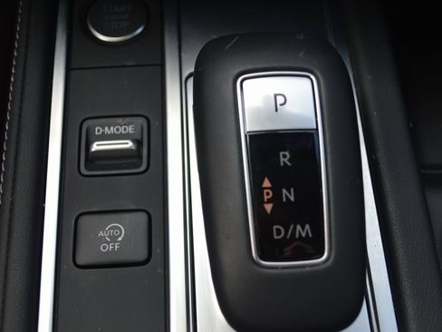 Certified 2025 INFINITI QX60 Luxe w/ Vision Package image 30