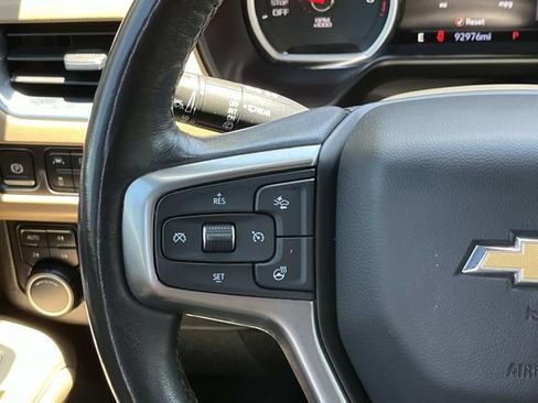 Used 2021 Chevrolet Tahoe Premier w/ Premium Package AWD/4WD image 15