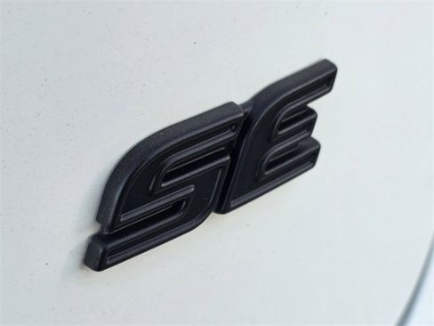 Used 2023 Toyota Corolla SE image 8