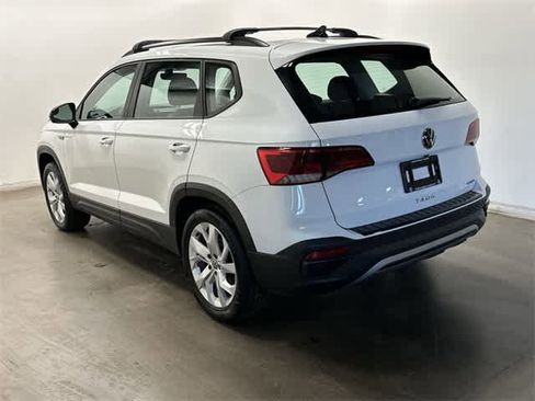 Certified 2023 Volkswagen Taos S image 31