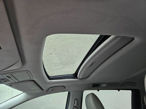 Used 2012 Honda Odyssey EX-L image 9