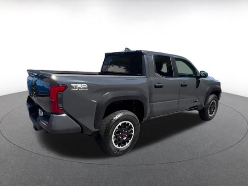 Used 2025 Toyota Tacoma TRD Off-Road AWD/4WD image 12