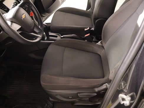 Used 2019 Chevrolet Trax LS AWD/4WD image 10