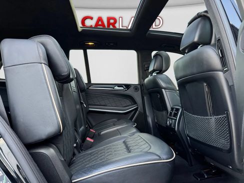 Used 2016 Mercedes-Benz GL 550 4MATIC image 22