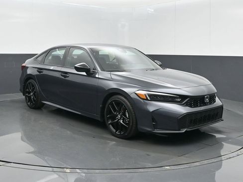 Used 2025 Honda Civic Sport image 1