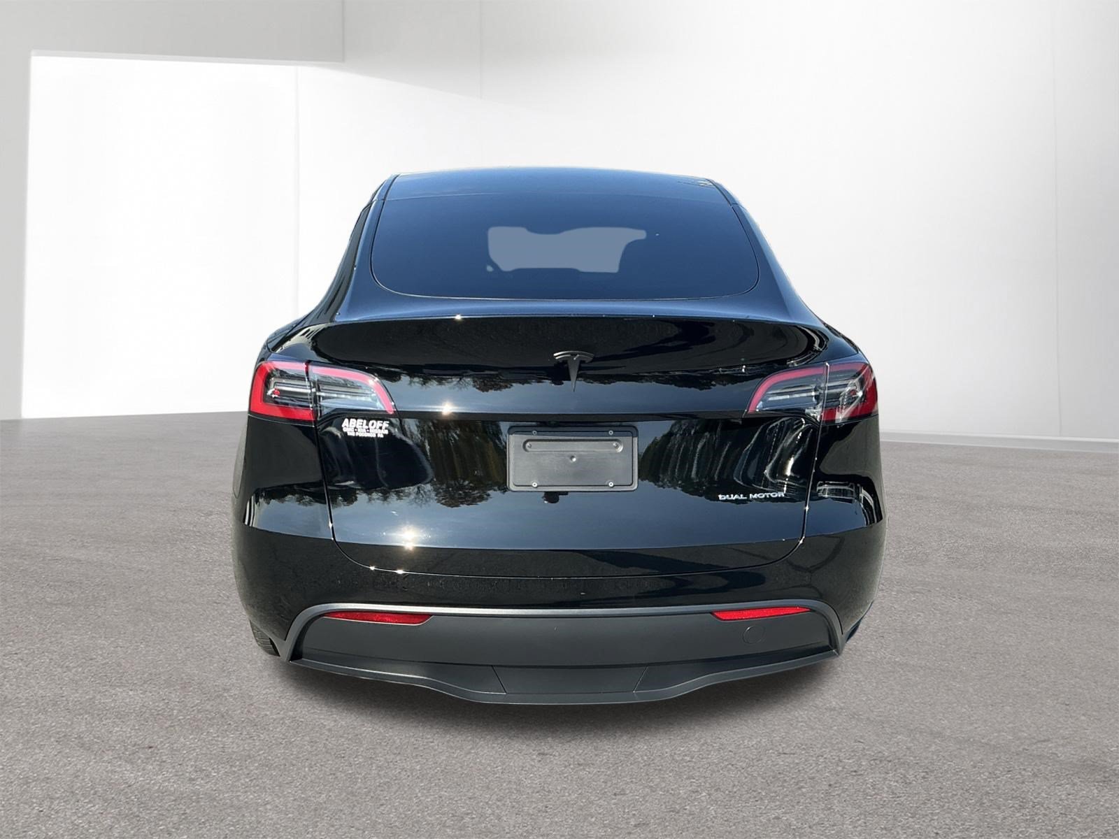 Used 2024 Tesla Model Y Long Range AWD/4WD image 4