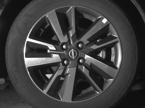 Used 2025 Nissan Versa SV FWD image 13