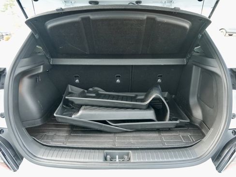 Used 2022 Hyundai Kona N Line w/ Tech Package image 6