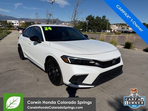 Used 2024 Honda Civic Sport image 1