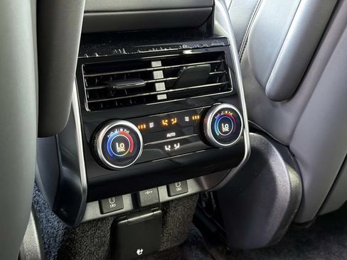 New 2026 Land Rover Range Rover SE AWD/4WD image 15