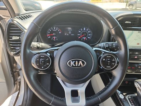 Used 2021 Kia Soul EX FWD image 15