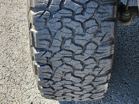 Used 2019 Chevrolet Silverado 1500 LT Trail Boss image 13